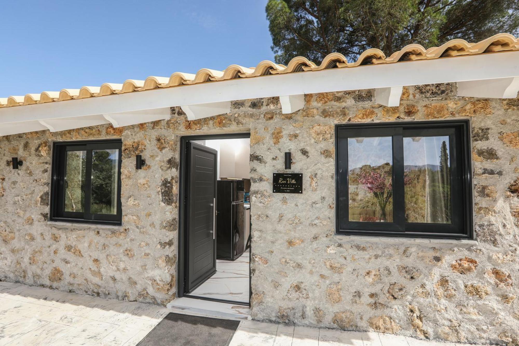 Rans Luxury Villas & Suites In Corfu With Swimming Pool Gouvia Zewnętrze zdjęcie